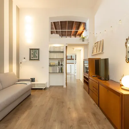 Cinema Loft Apartment - New Exclusive Home-3